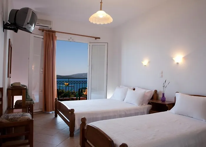Niriides Nydri (Lefkada)